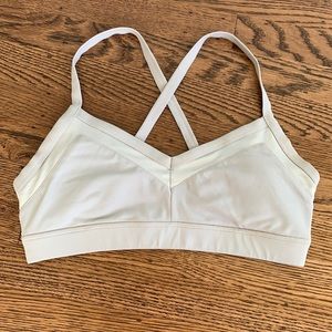 White Alo cross back sports bra